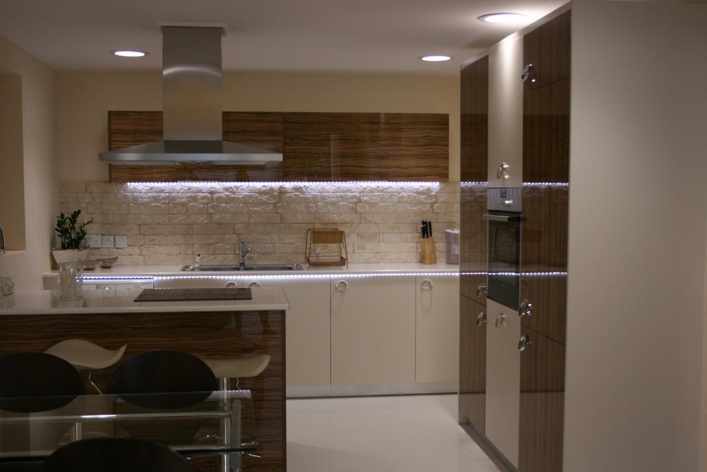 Sunrise Arches Apartments Limassol Zimmer foto